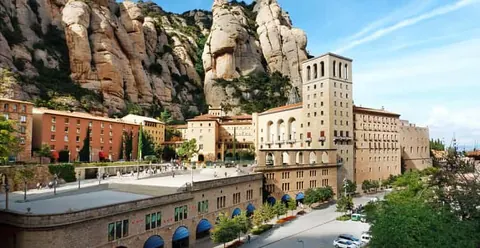 Tot Montserrat Card: Public Transport from Barcelona