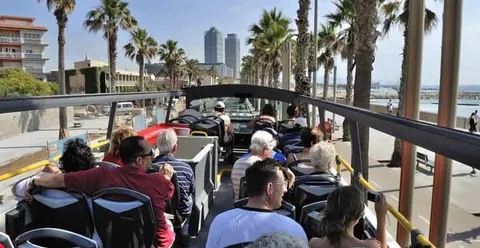 Barcelona Bus Turístic: Hop-on Hop-off Bus Tour
