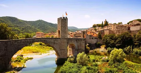 From Barcelona: Besalú & Medieval Towns Tour w/ Hotel Pickup