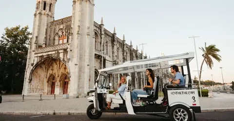 Lisbon: Private City Tour by Eco Tuk Tuk