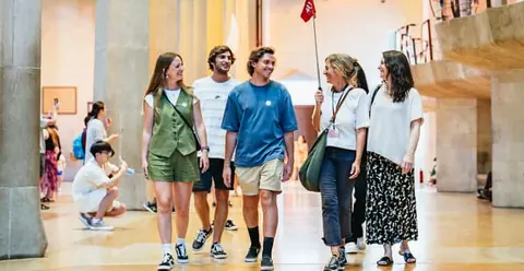 Barcelona: Sagrada Familia Skip-the-Line Entry Ticket & Tour