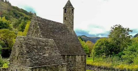 From Dublin: Glendalough & Wicklow Mountains Morning Tour