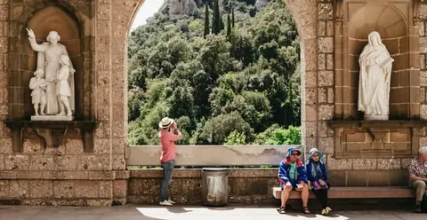 Barcelona: Montserrat, Cogwheel, Black Madonna & Winery Tour