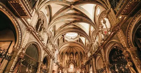 Barcelona: Montserrat, Cogwheel, Black Madonna & Winery Tour