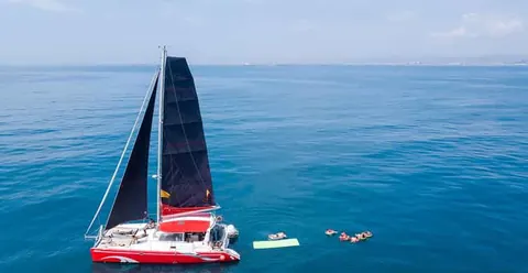Barcelona: Sunset & Day Catamaran Cruise with Tapas & Drinks