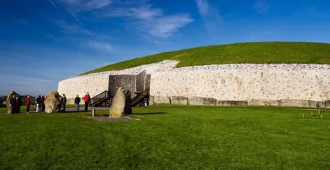 Dublin: Boyne Valley with Newgrange and Brú na Bóinne Entry