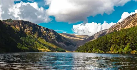 From Dublin: Half-Day Trip to Glendalough and Wicklow