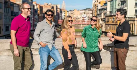 Barcelona: Montserrat, Girona & Costa Brava Guided Day Trip