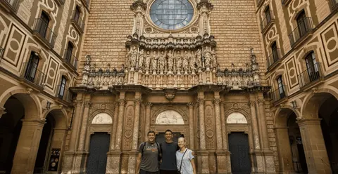 Montserrat: Morning or Afternoon Half-Day Trip with Pickup