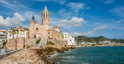 From Barcelona: Tarragona & Sitges Full Day Tour with Pickup