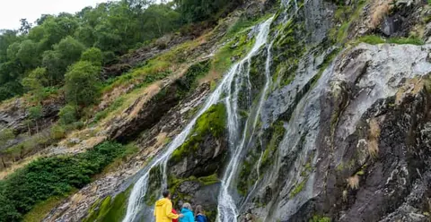 From Dublin: Wicklow, Glendalough, Waterfall & Sheepdog Show