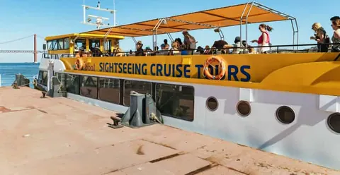 Lisbon: 72/96-Hour Hop-On Hop-Off Bus, Tram & Boat Ticket