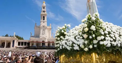 From Lisbon: Fátima, Nazaré, Batalha, and Óbidos Guided Tour