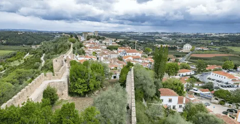 Lisbon: Nazaré & Medieval Óbidos Tour by Van & Hotel Pickup