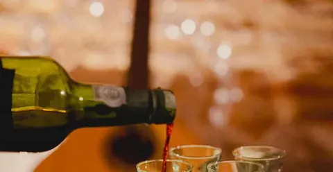 Lisbon: Top-Rated Authentic Fado Show & Wine