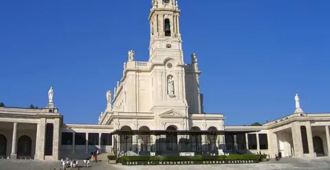 Lisbon: Fátima Sanctuary & Little Shepherds' Town Guided Tour
