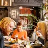 Dublin 3-Course Irish Food Tour: 3 Historic Pubs