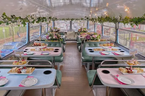 Afternoon Tea Bus Tour in Dublin